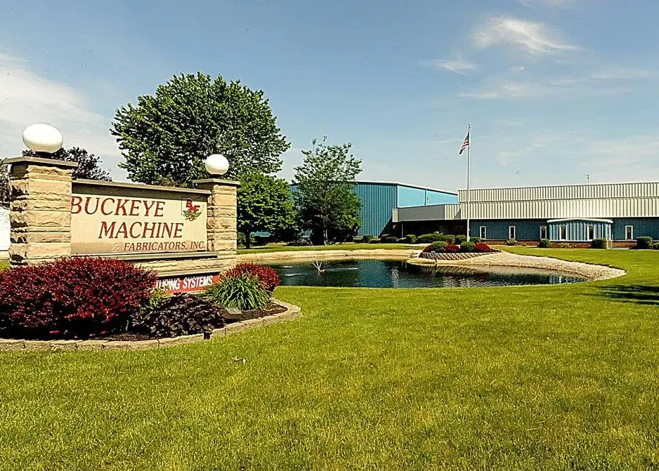 Buckeye Machine business front and sign